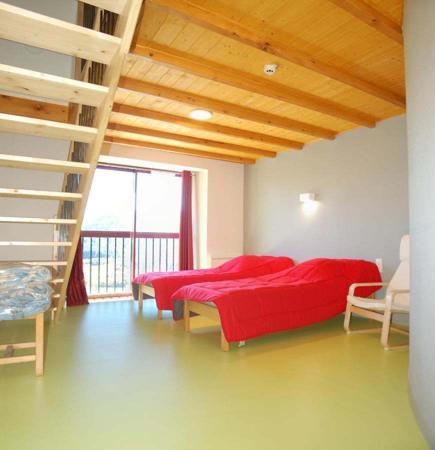 Gite Du Haut Cantal - Appartements Meubles Avec Kitchenette Et Chambres Sans Kitchenette Condat  Εξωτερικό φωτογραφία