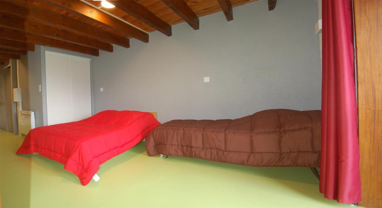 Gite Du Haut Cantal - Appartements Meubles Avec Kitchenette Et Chambres Sans Kitchenette Condat  Εξωτερικό φωτογραφία